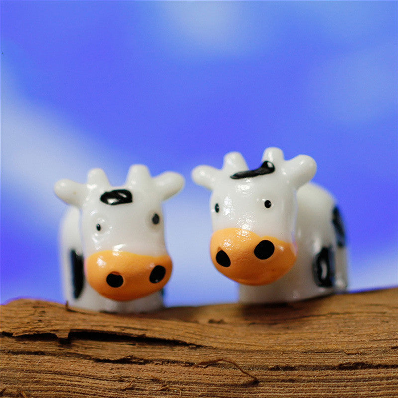 Miniatures Mini Cow's Gnomes Figurines