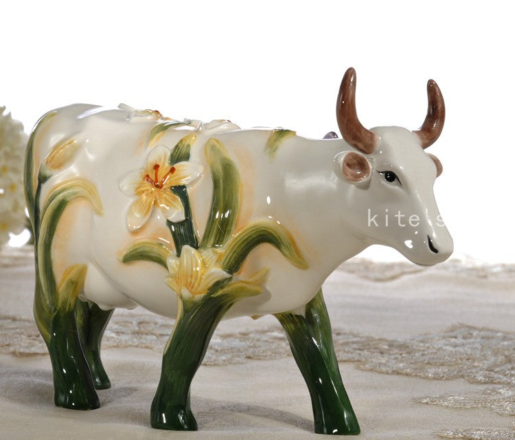 Butterfly Cow Bull Handicraft Figurine