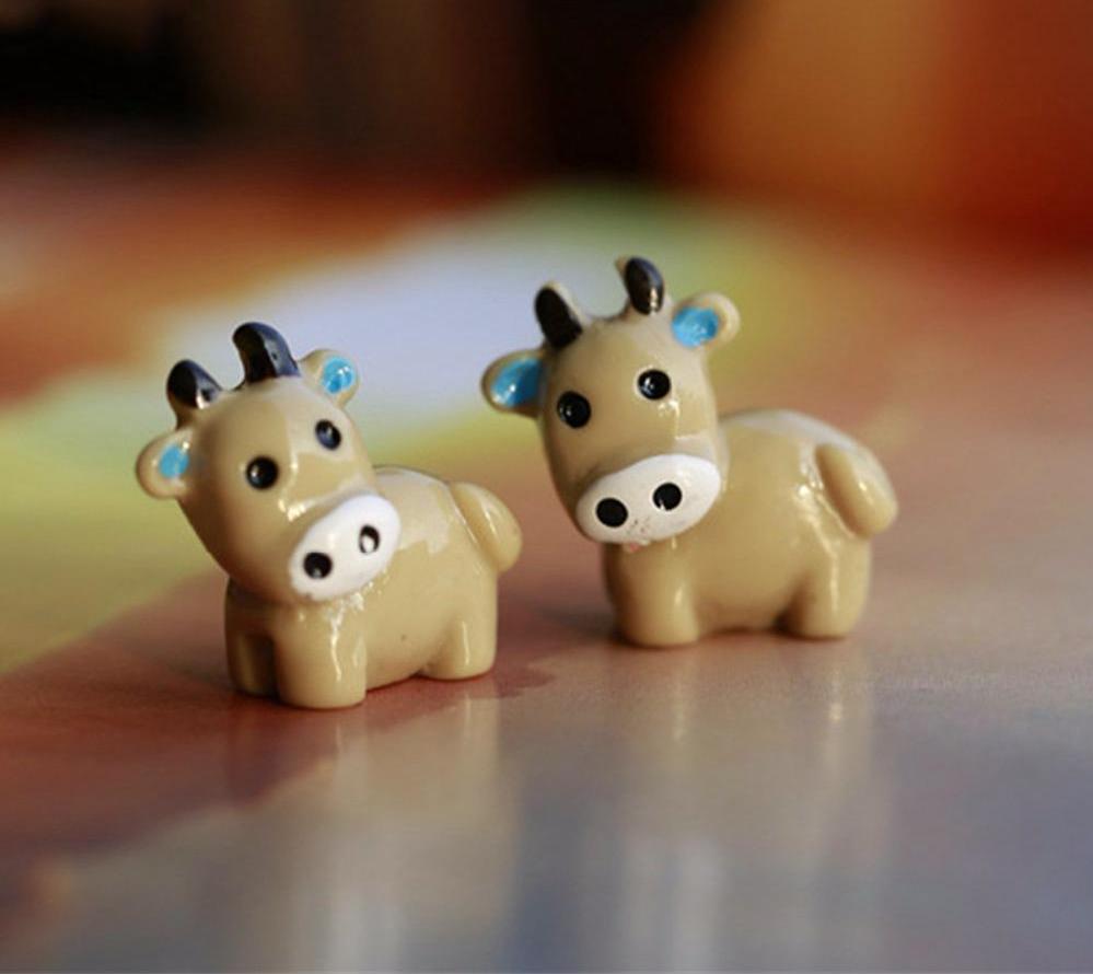 Miniatures Mini Cow's Gnomes Figurines