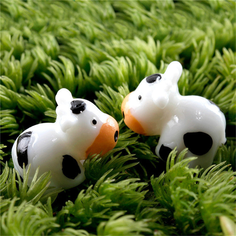 Miniatures Mini Cow's Gnomes Figurines