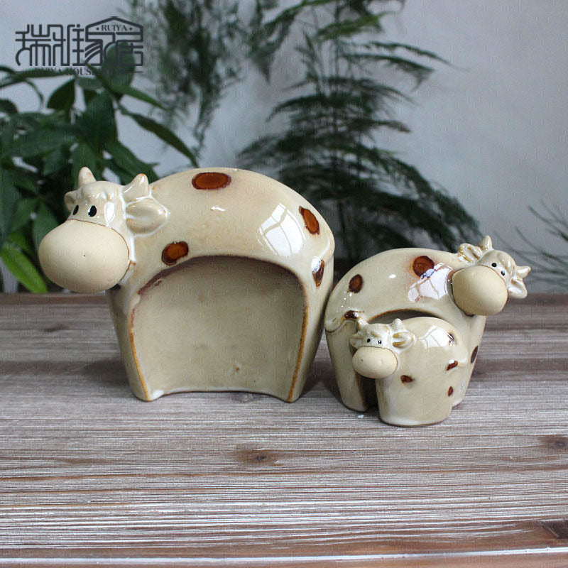 Lovely Ornament Cow Family Figurine